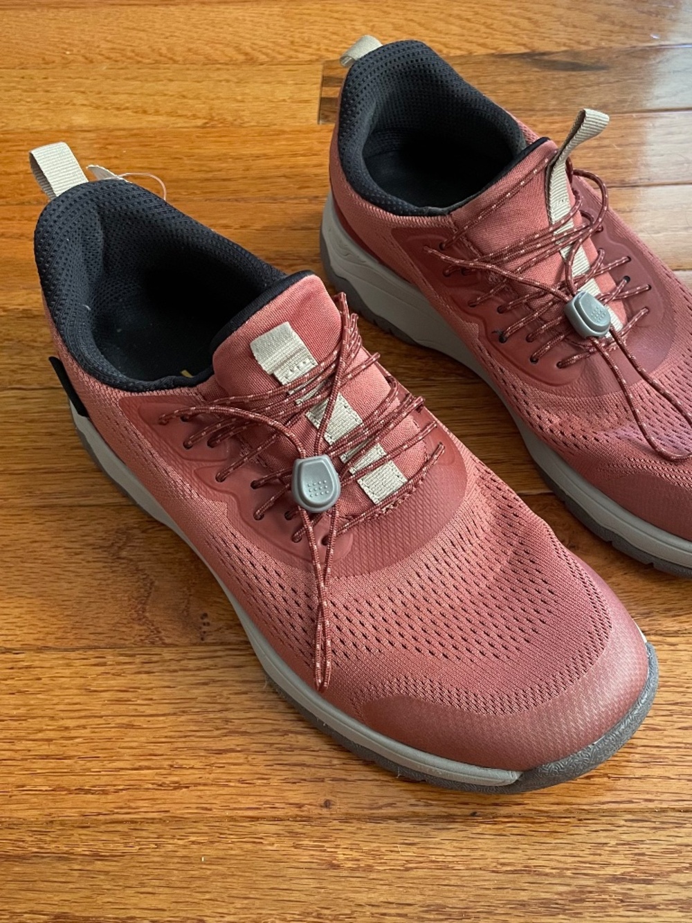 NWT ♡ Teva ♡ Hybrid Water-Shoe / Sneaker / Trail Runner (Dusty Rose)